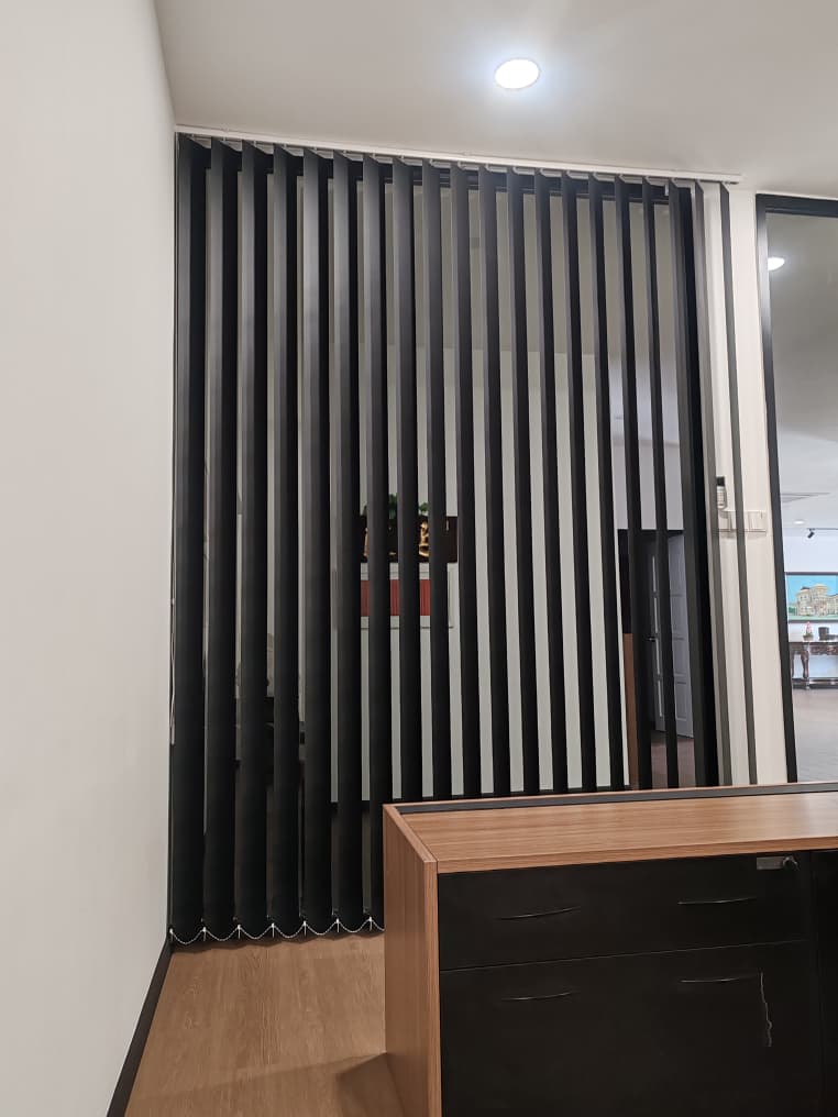 BLACK SERIES OFFICE